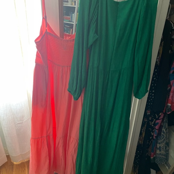 Women’s Dresses: Like New - Picture 3 of 9